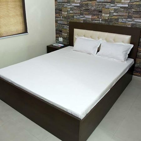 Oyo 3512 Hotel Crystal Residency Jamshedpur Extérieur photo